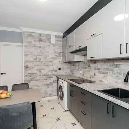 Apartment Ultra New Modern 3 Badrooms ! *
