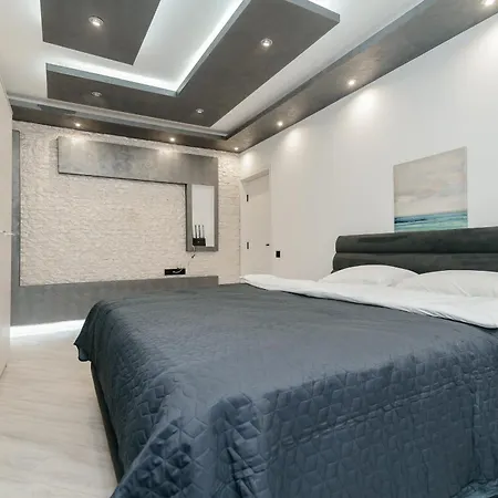 Ultra New Modern 3 Badrooms ! *